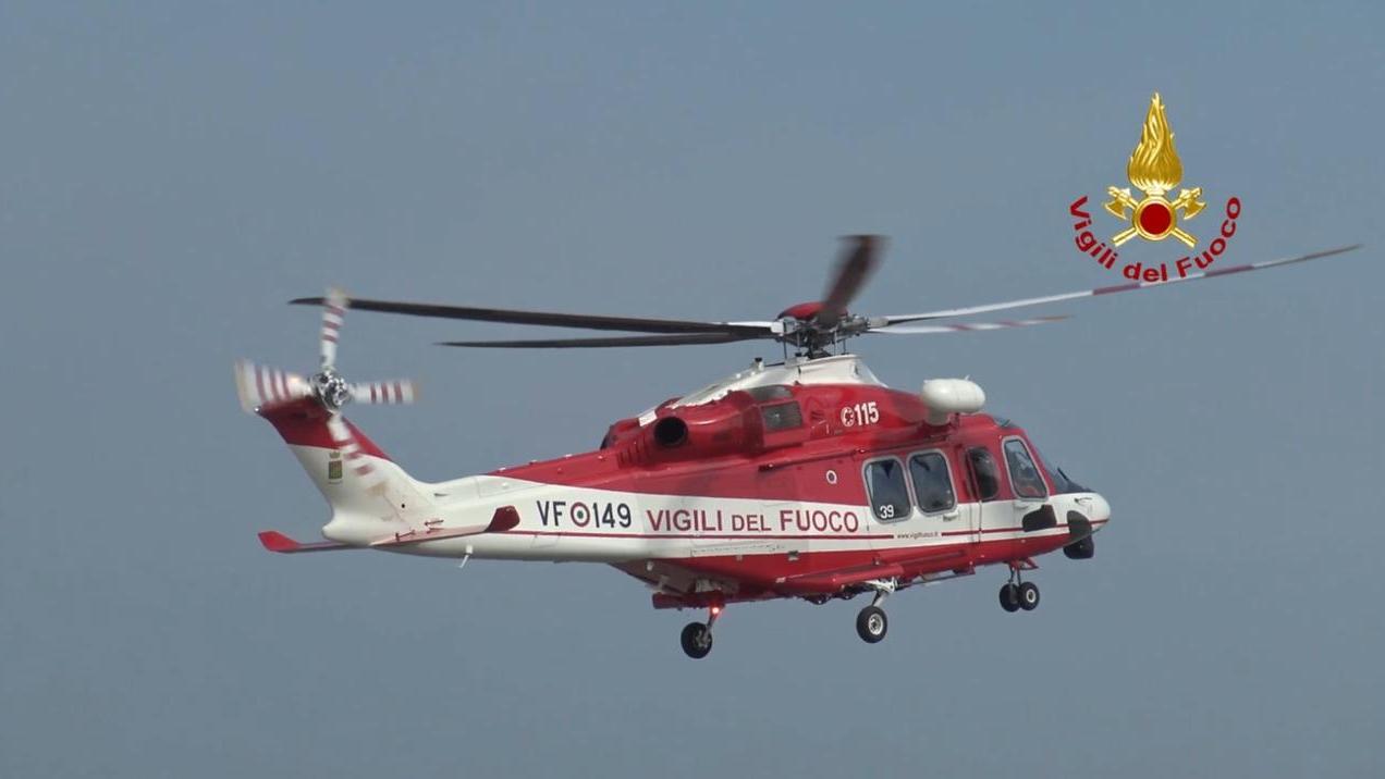 L'elicottero dei vigili del fuoco (foto d'archivio)