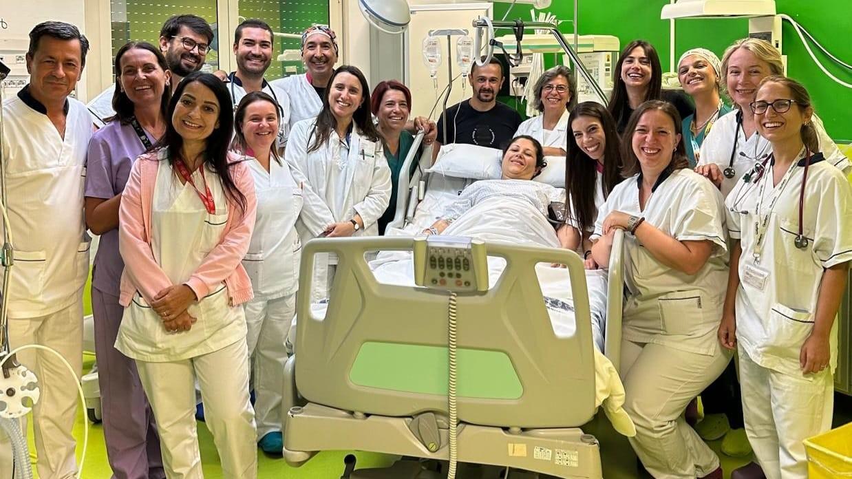 A Cagliari nascono tre gemelli: festa in reparto per Mattia, Aurora e Sofia