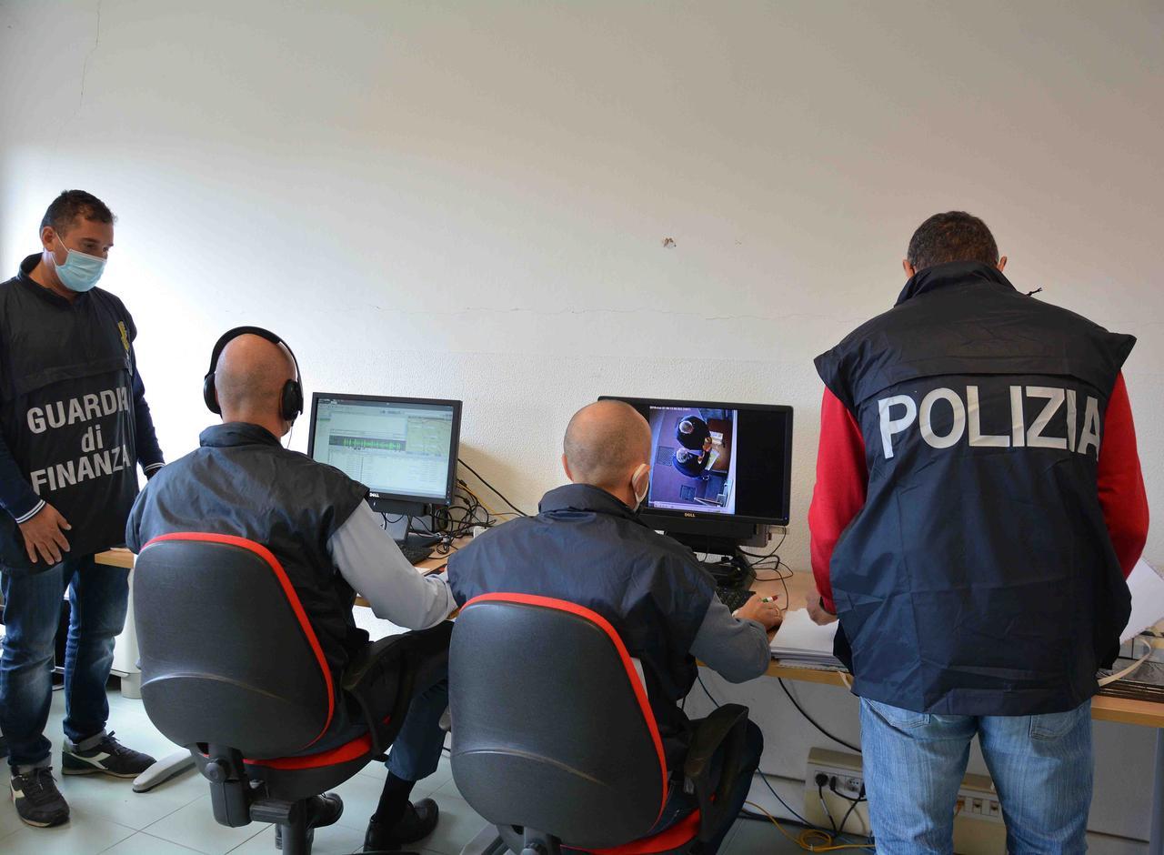 Lo spregiudicato sistema delle mazzette per le revisioni a Ferrara
