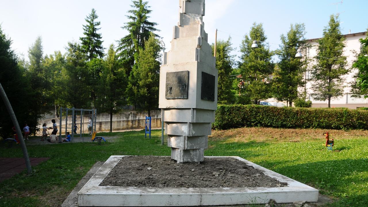 La fontana riempita di terra