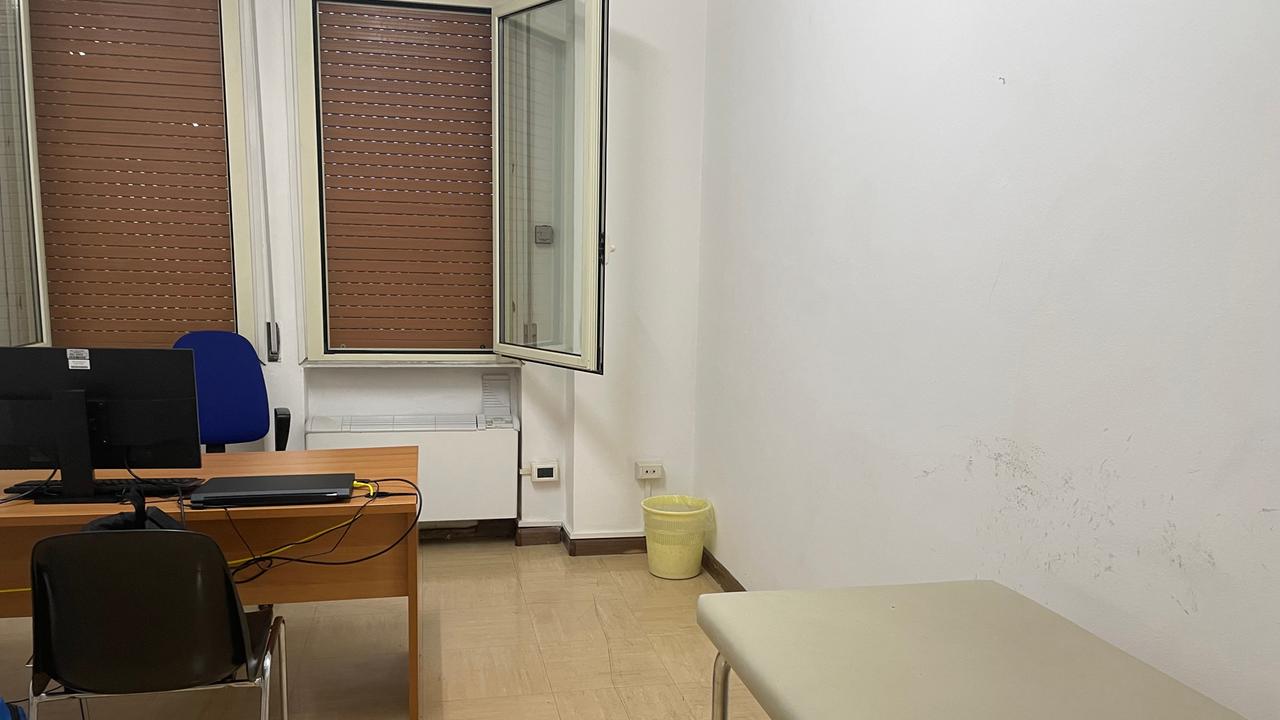 Guardie mediche nel caos: impossibile curarsi, mancano anche i termometri