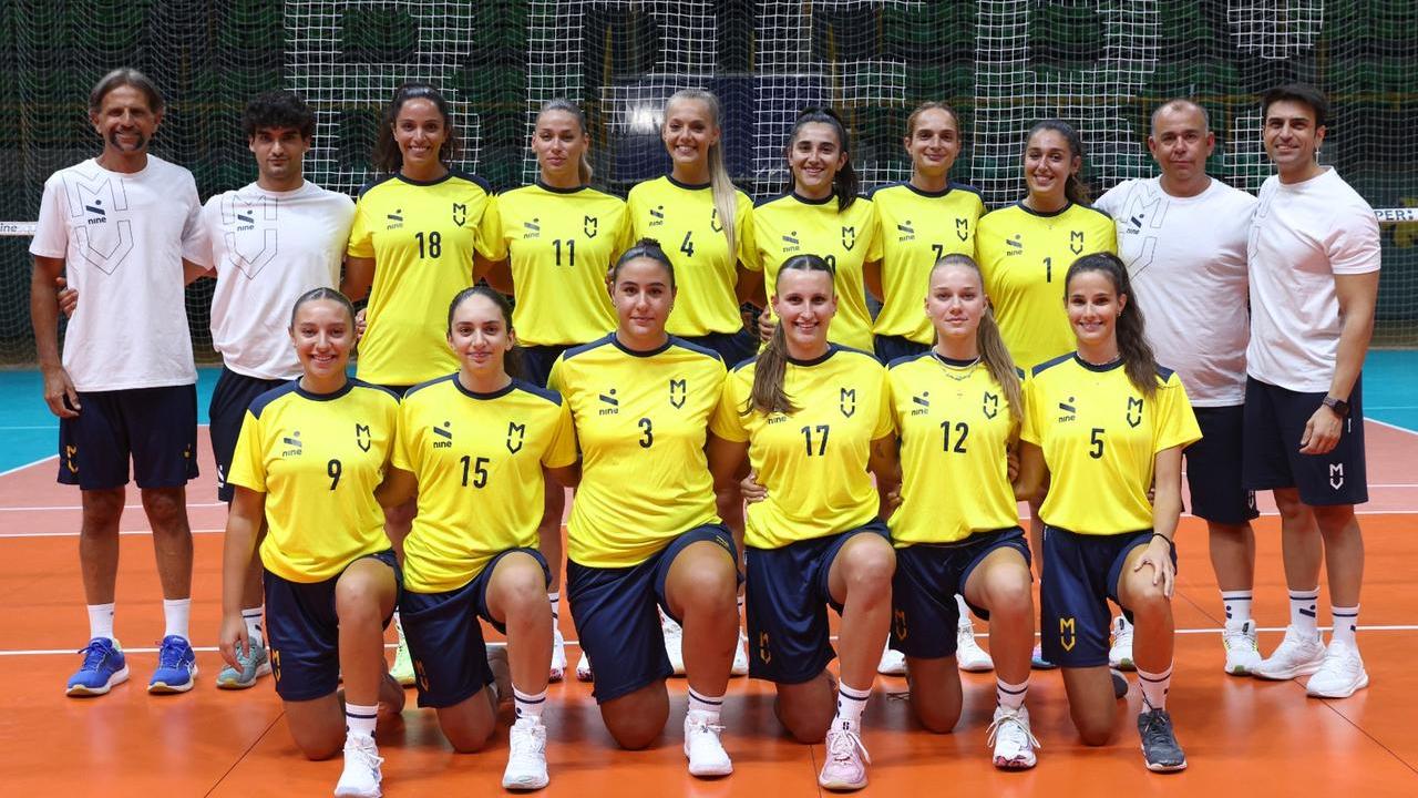 La prima squadra femminile della storia di Modena Volley