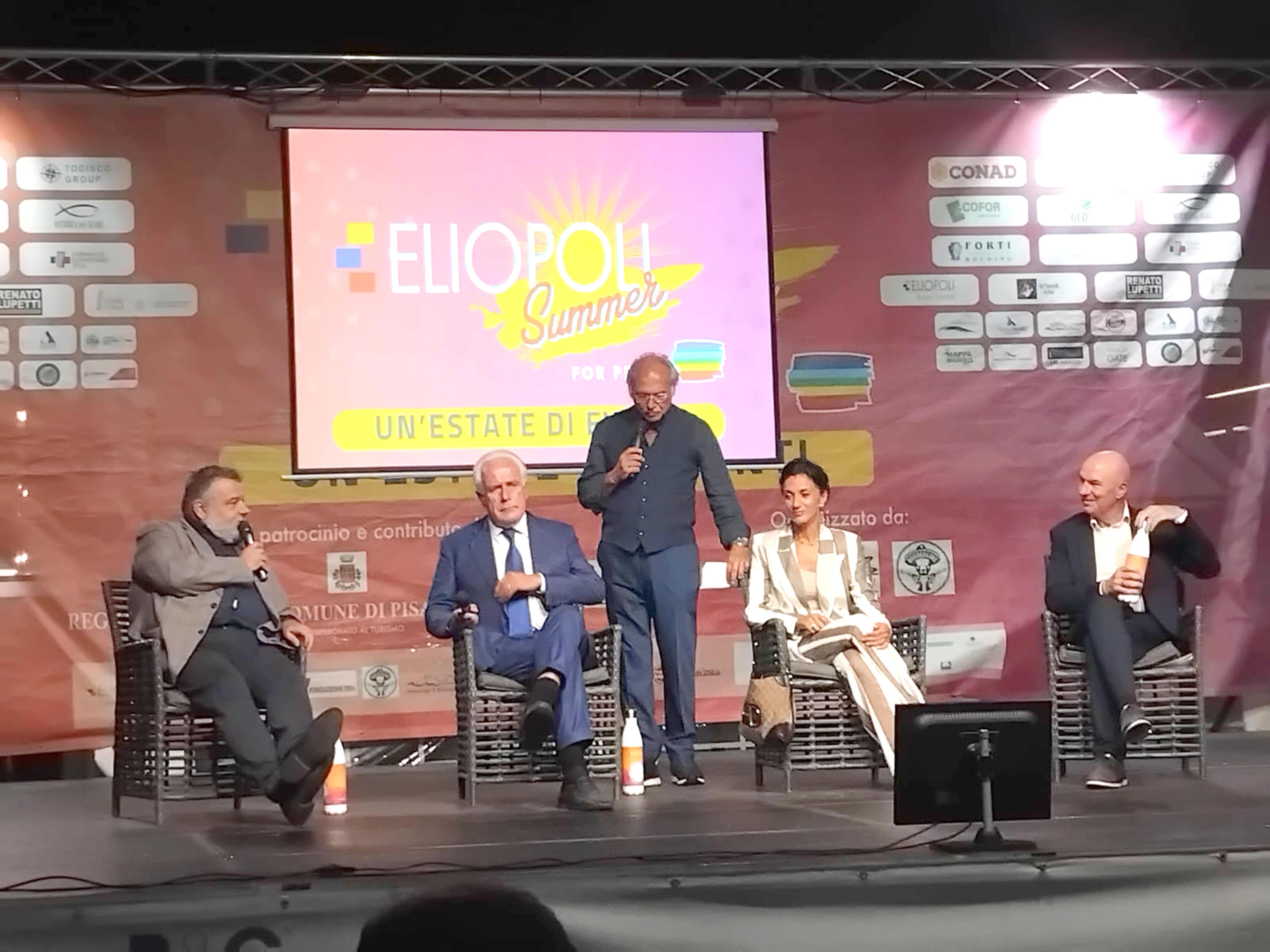 Un momento dell'incontro (foto Stick)