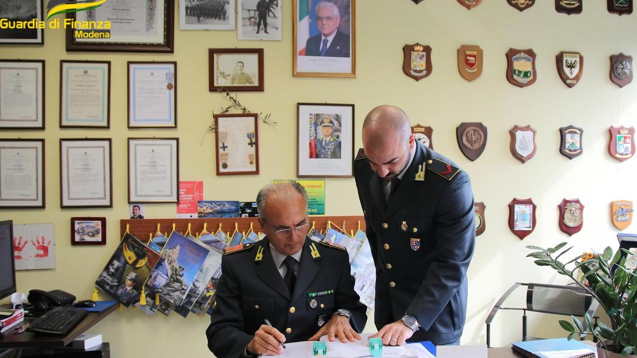 La Guardia di finanza ha eseguito il sequestro