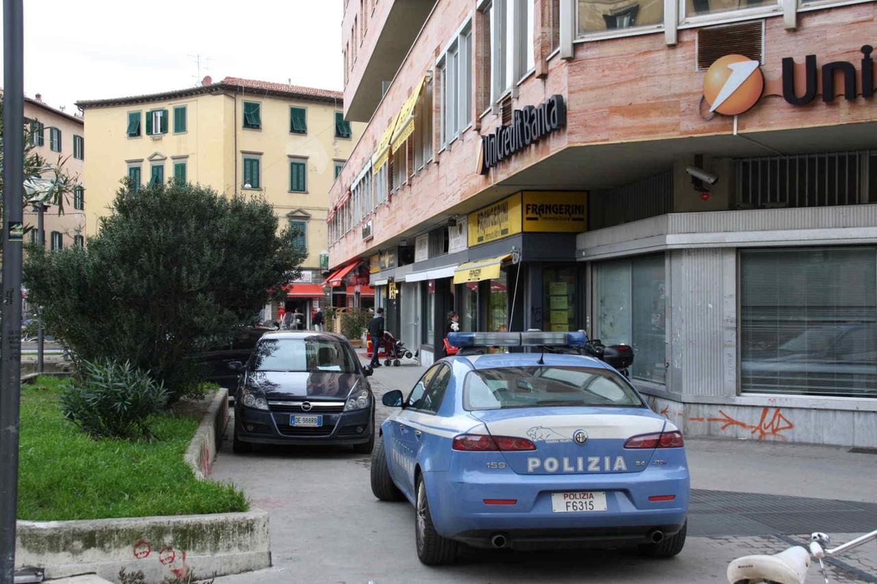 
	Polizia in piazza Attias (foto d'archivio)

