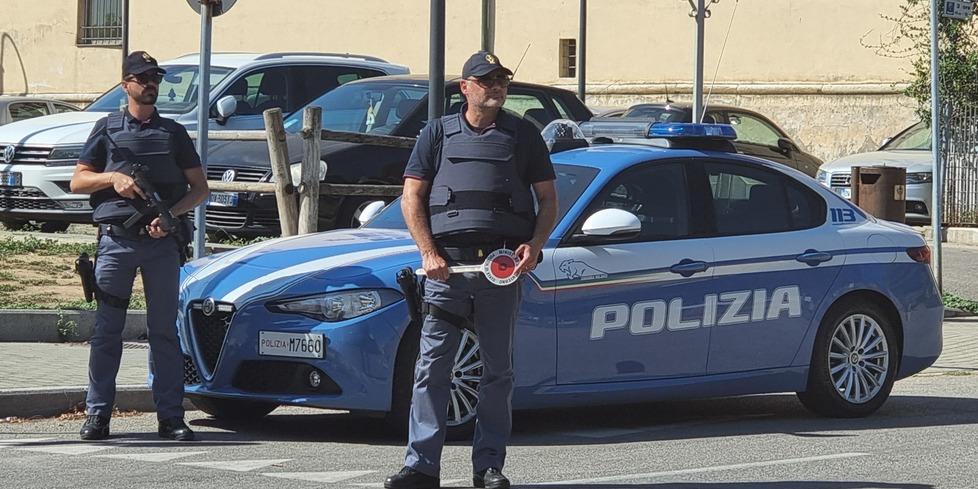 Piombino, cameriere minaccia il maitre con un coltello