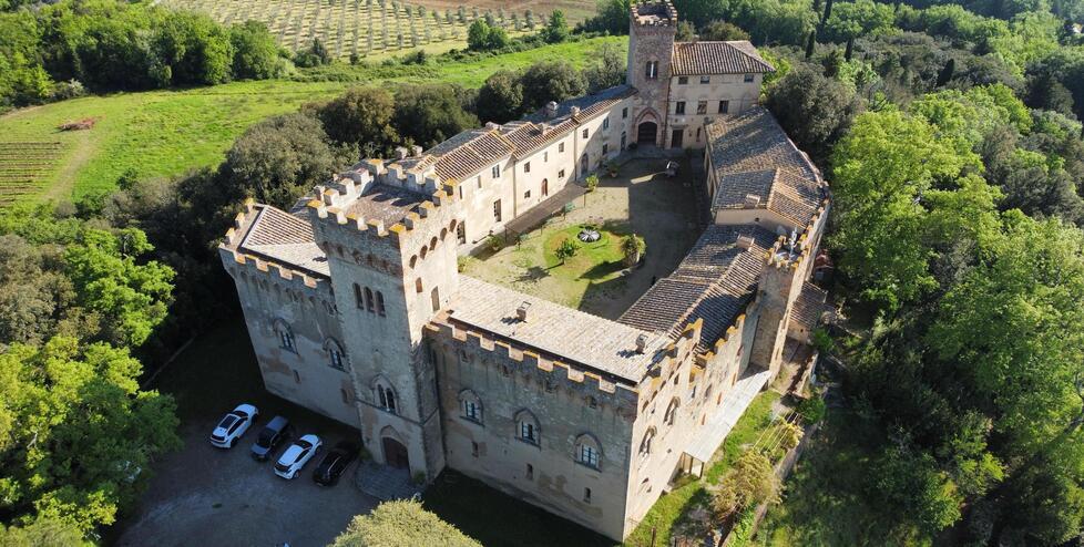 
	Il castello di Santa Maria Novella a Certaldo

