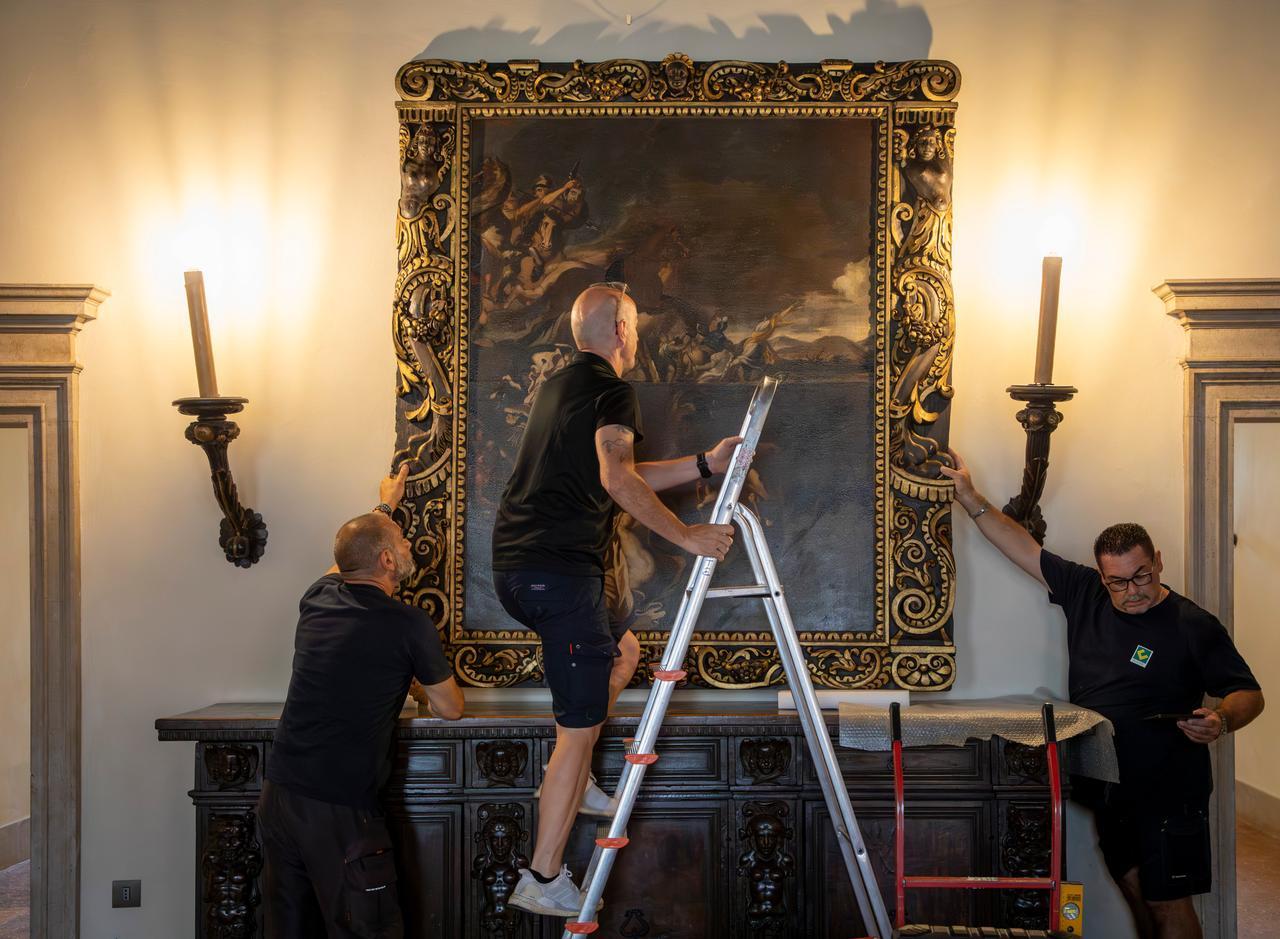 
	Allestimento in corso alla Marfisa (foto Andrea Forlani)

