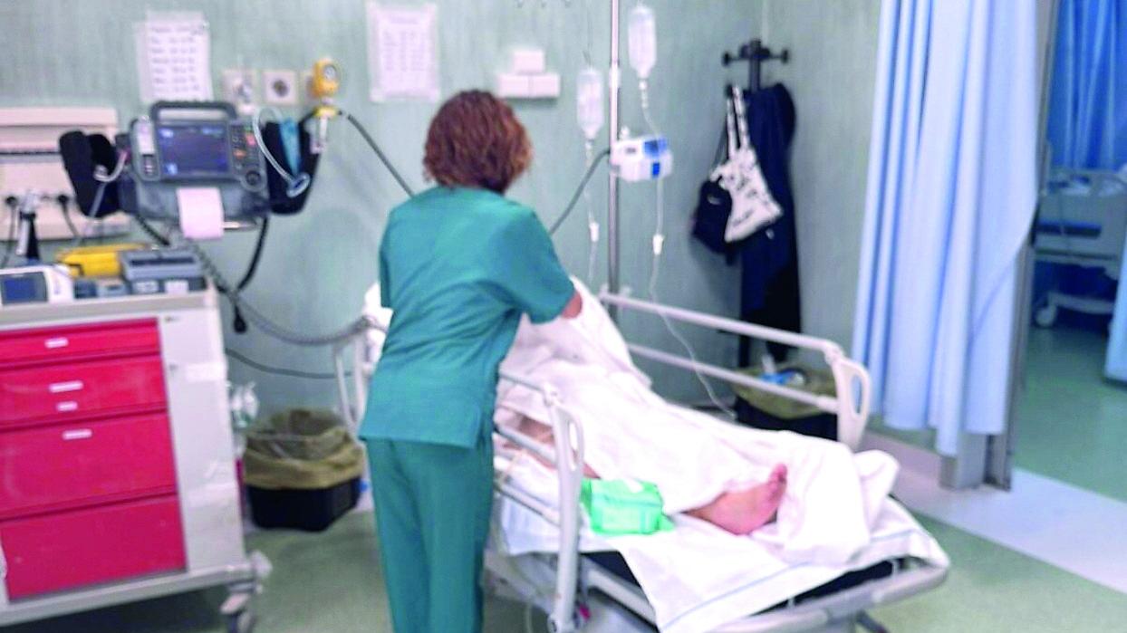 Olbia, tutti in fila al pronto soccorso: tra sex toys e malati immaginari