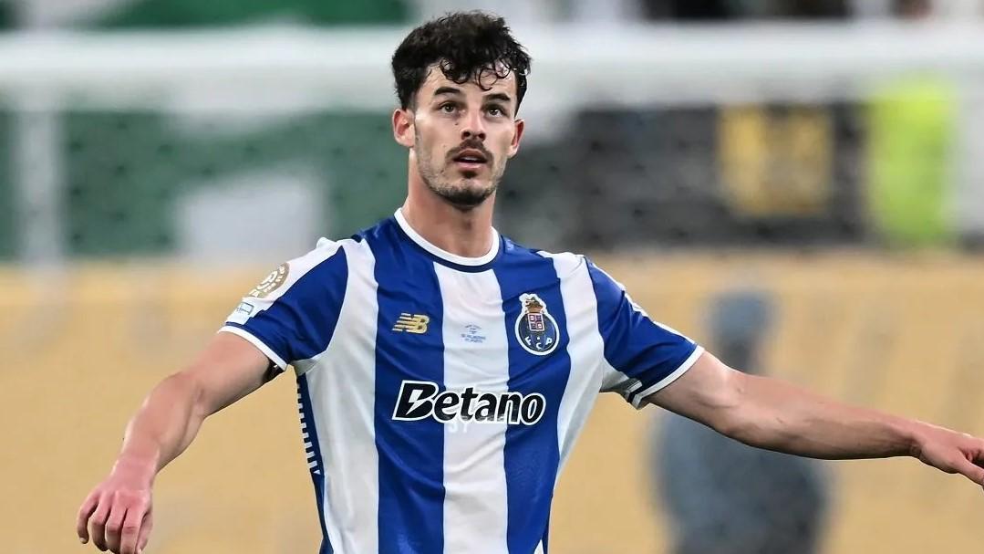 Il Cagliari acquista dal Porto il difensore Zè Pedro