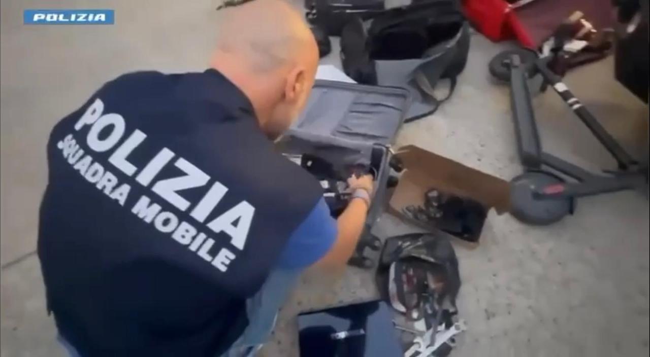 Cagliari, oltre mille identificati in una settimana: sotto la lente della Polizia la rete dello spaccio e della ricettazione