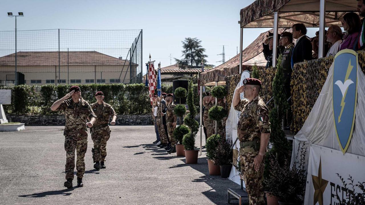Militari della Folgore (foto d'archivio)