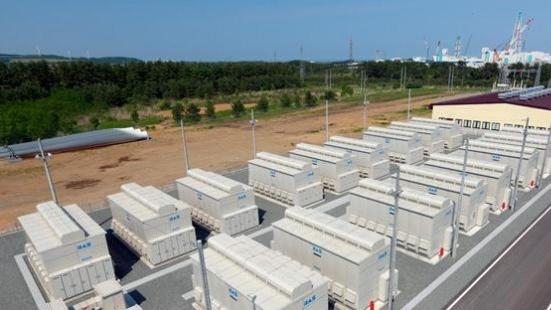 Un impianto a batterie per accumulare energia