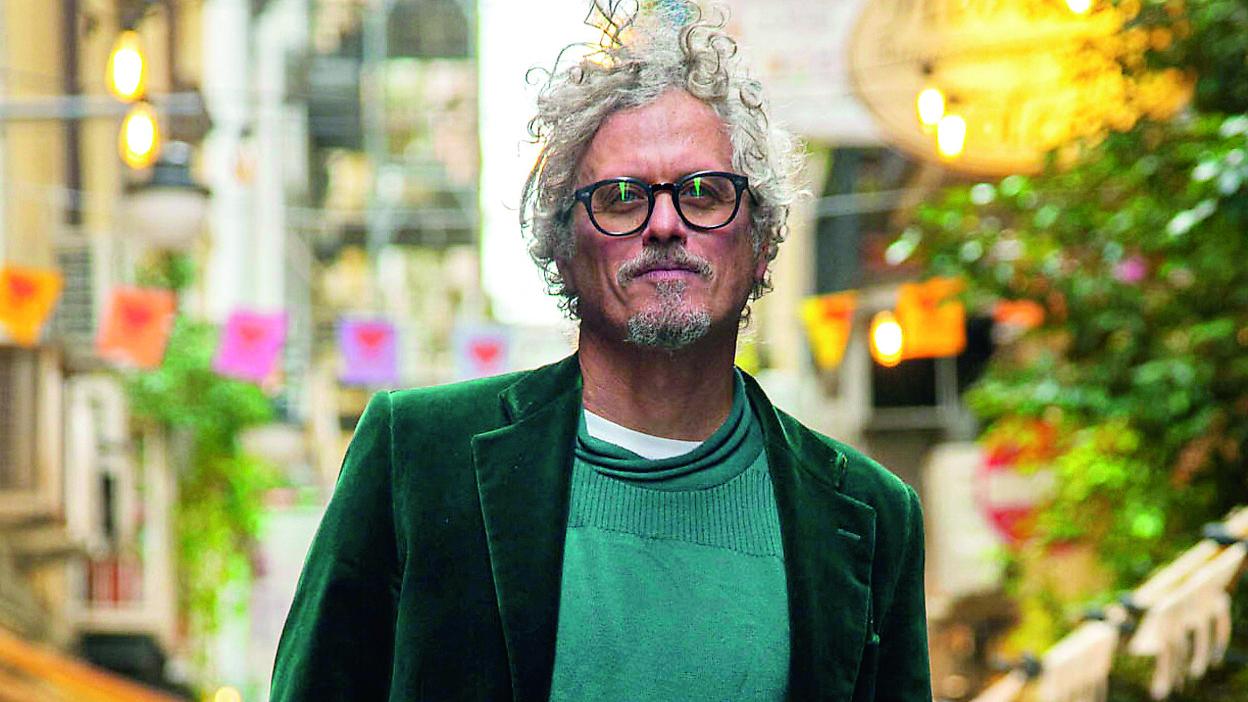 Niccolò Fabi nell’isola: «Nella diversità c’è il motore della vita»