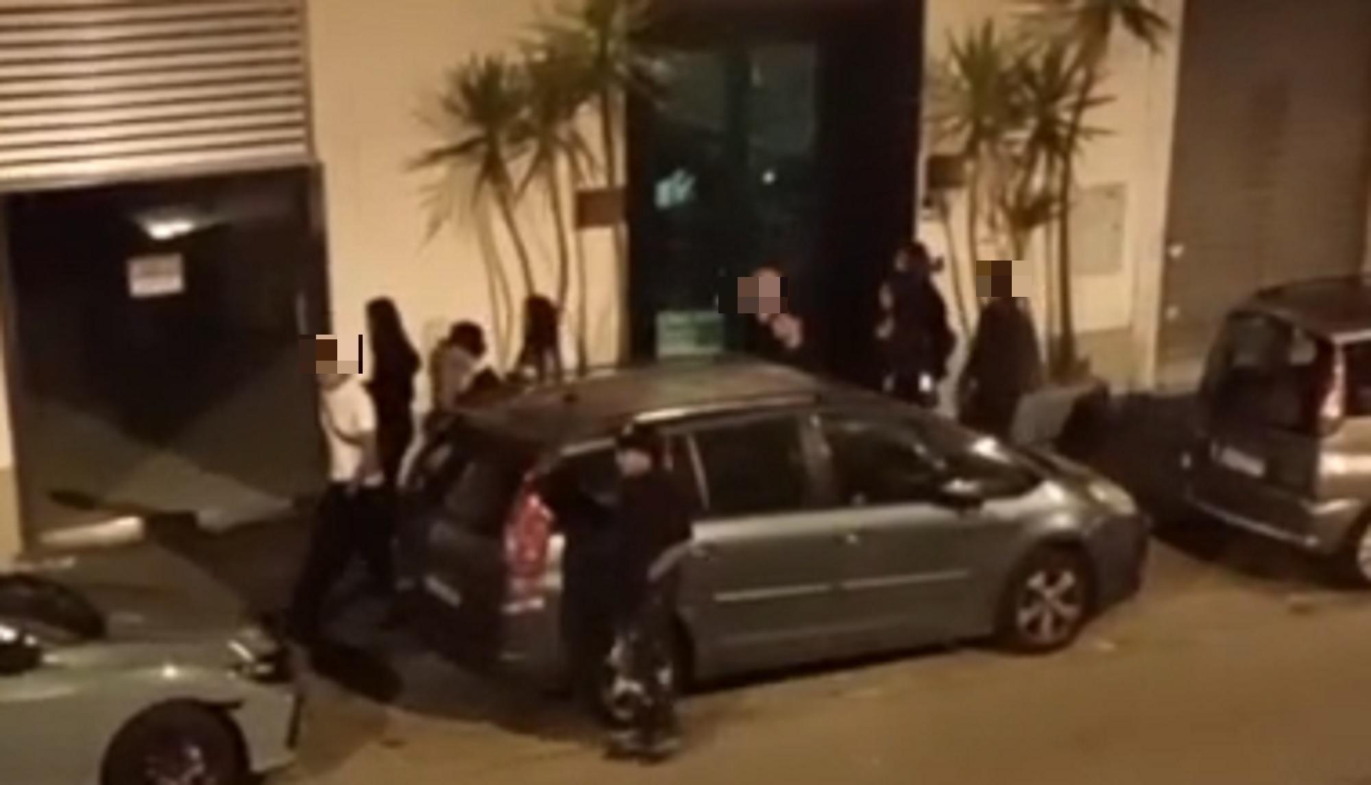 Un fermo immagine di un video girato dai residenti