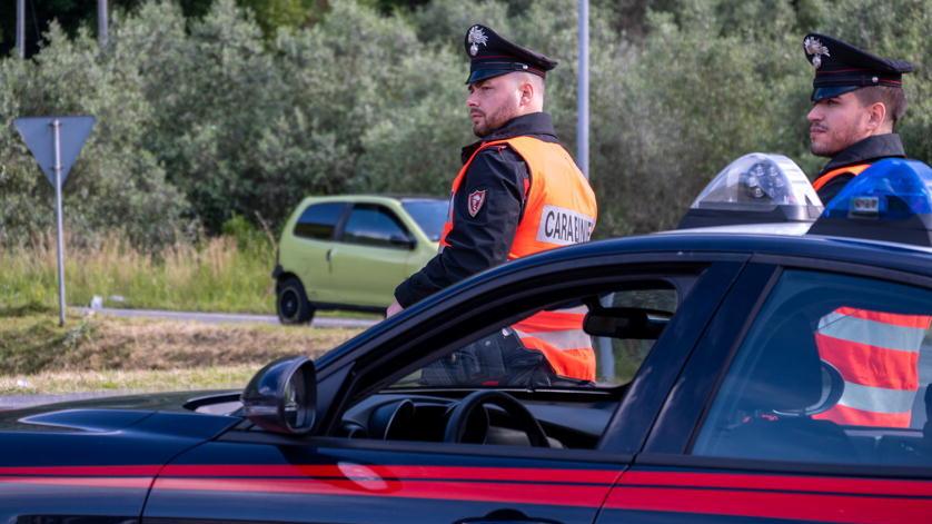 I carabinieri in azione (foto d'archivio)