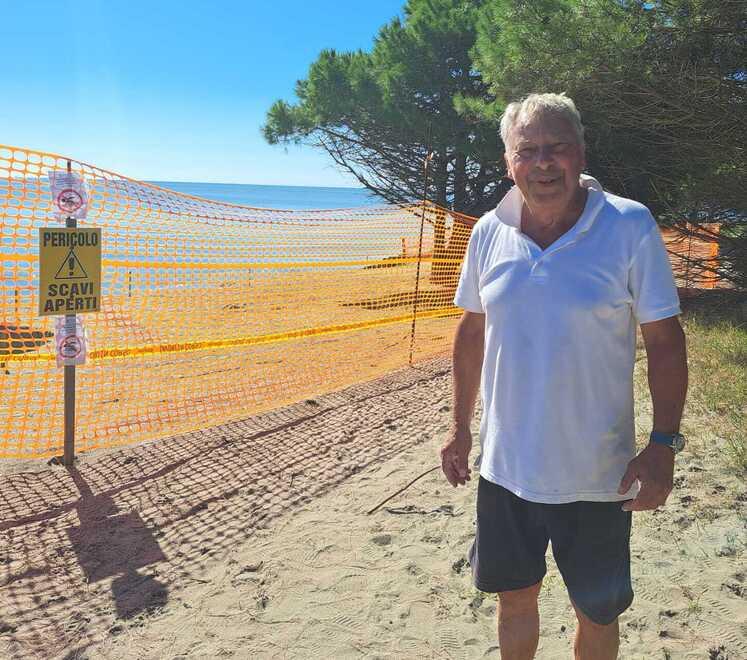 Ai Lidi la spiaggia è sempre più corta: «Sono da rivedere anche i canoni»