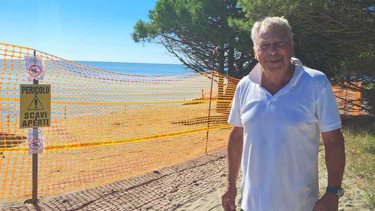 Ai Lidi la spiaggia è sempre più corta: «Sono da rivedere anche i canoni»