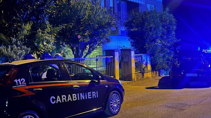 I genitori in ospedale accoltellati dal figlio: «Adesso aiutatelo»