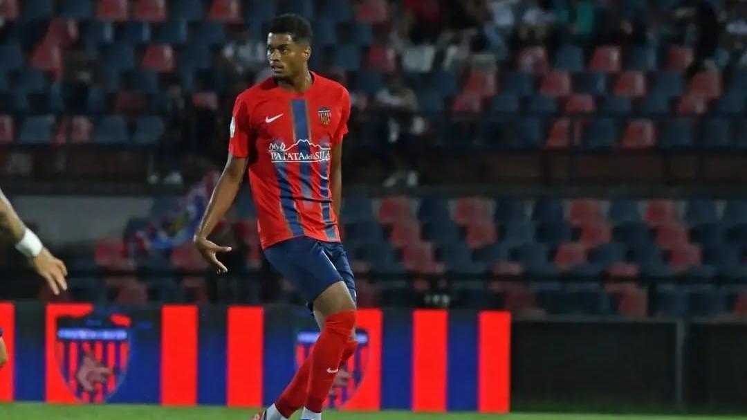 Reggiana, le ultime di mercato: Charlys, lo scambio Meroni-Tripaldelli, il portiere Saro e il difensore Sernicola