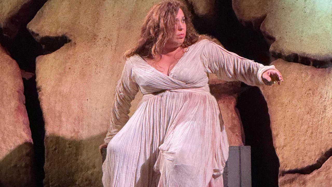 L'esibizione da seduta