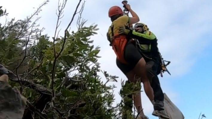 Sos turisti smarriti nei sentieri: «Si avventurano in infradito»