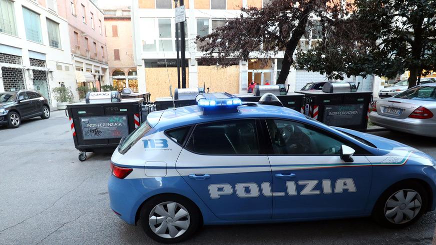 Ferrara, inseguono il ladro di biciclette. Lo stesso aveva rubato in casa