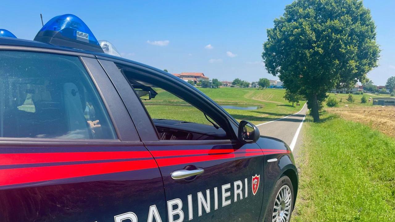 Scandiano, travolge volontariamente un ciclista e scappa: denunciato un 60enne di Viano