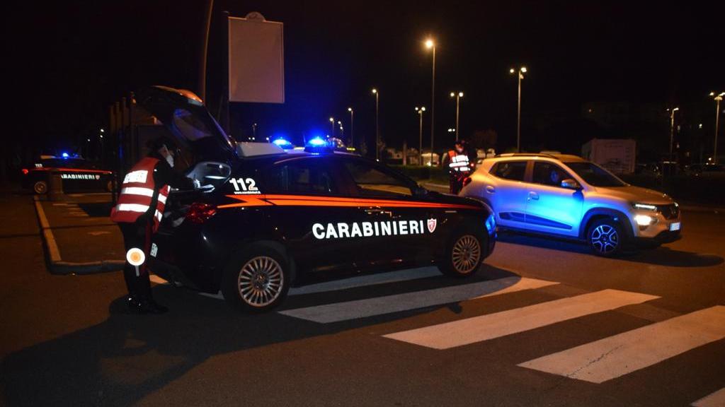 Livorno, trentenne fermato con hashish e soldi in via Terrazzini