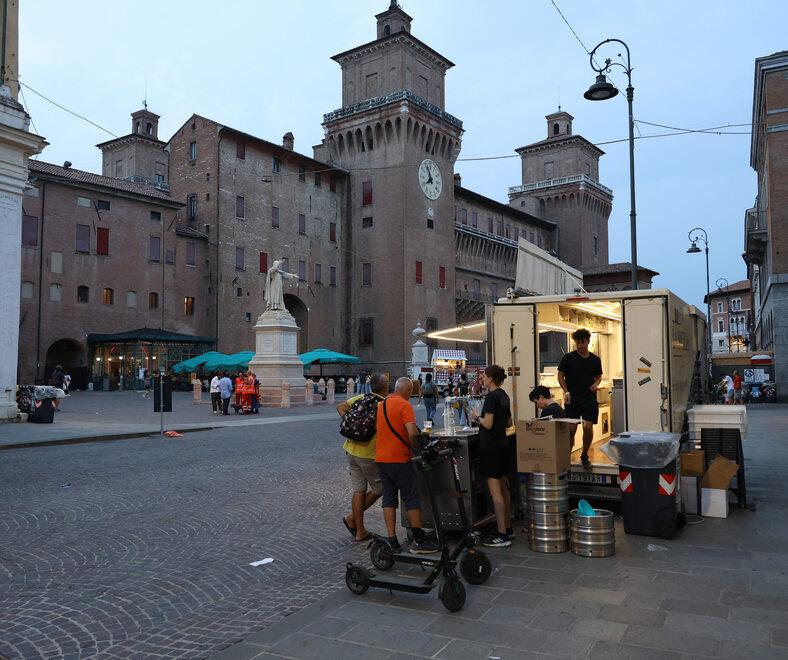 Ferrara Buskers Festival, bilancio chiaroscuro. Malumori tra gli esercenti<br type="_moz" />
