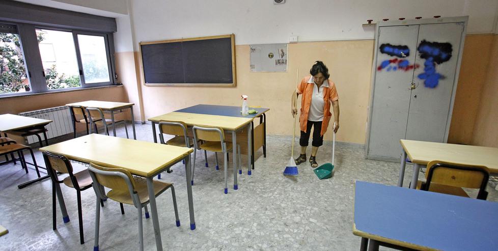 Assunti nelle scuole di Modena per errore: in 15 restano senza lavoro