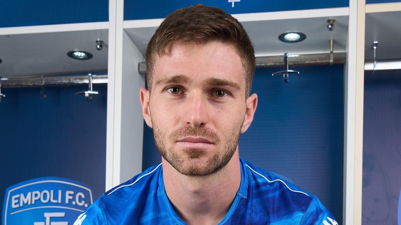 Il neo-acquisto Andrea Ghion negli spogliatoi del Castellani (foto Empoli Fc)
