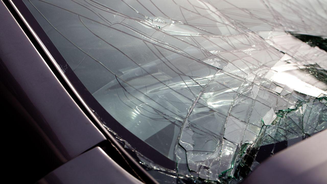 
	L'uomo &egrave; morto sul colpo

