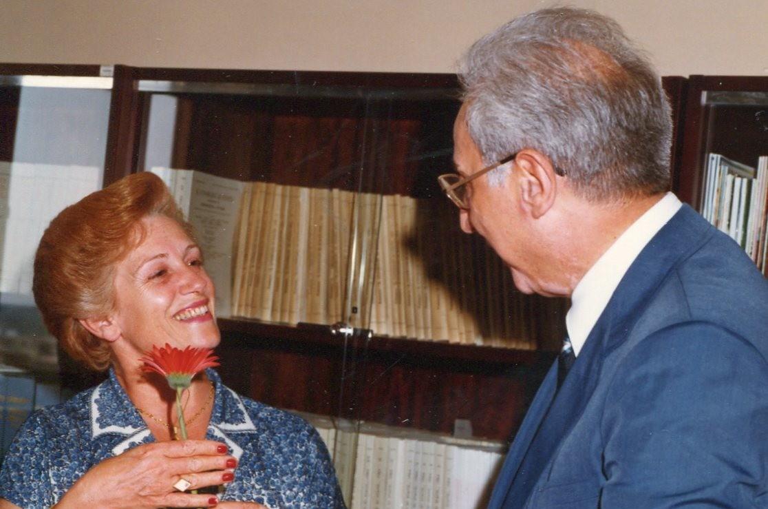 
	Lia Dettori Aiello con l'allora presidente della Repubblica Francesco Cossiga

