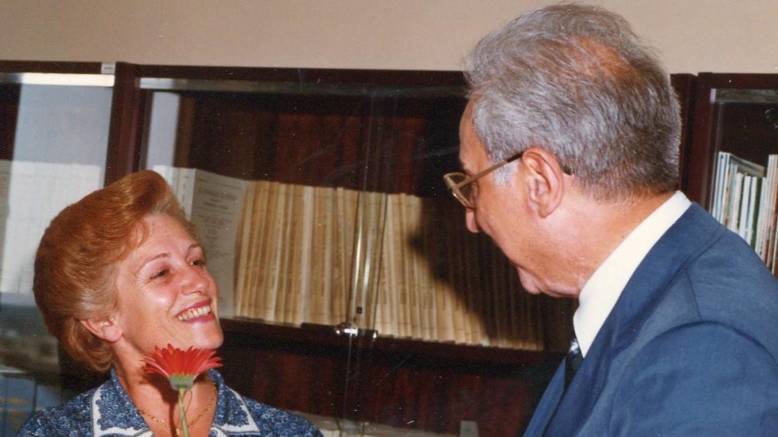 Lia Dettori Aiello con l'allora presidente della Repubblica Francesco Cossiga