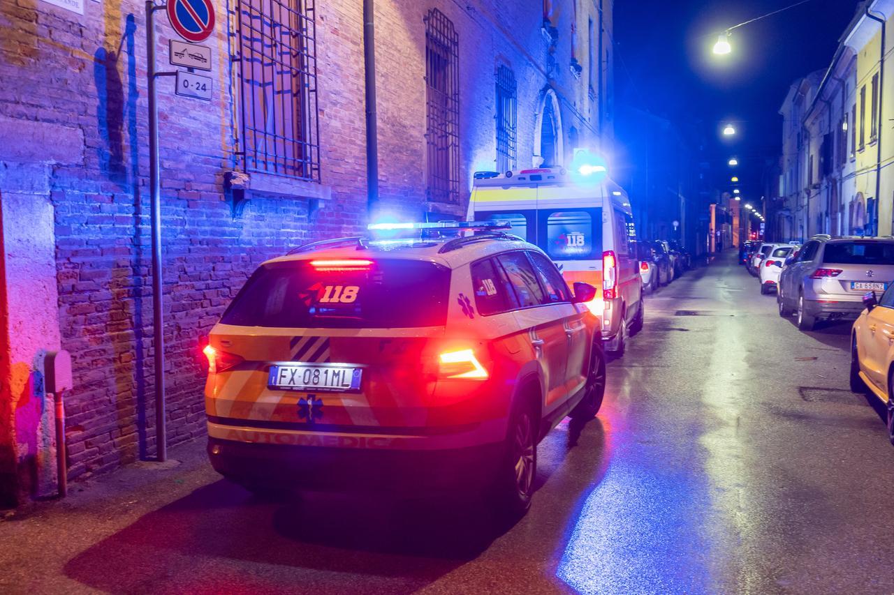 Ferrara, coppia brutalmente aggredita da uno spacciatore