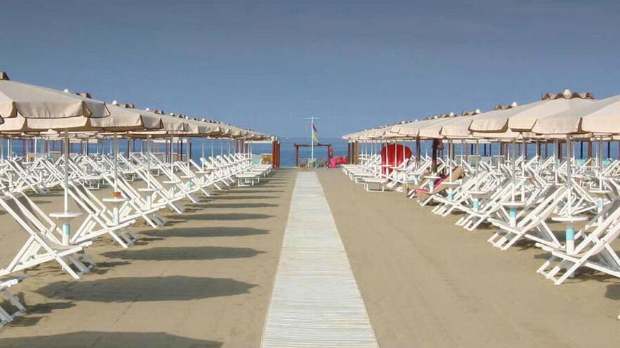 Una veduta della spiaggia