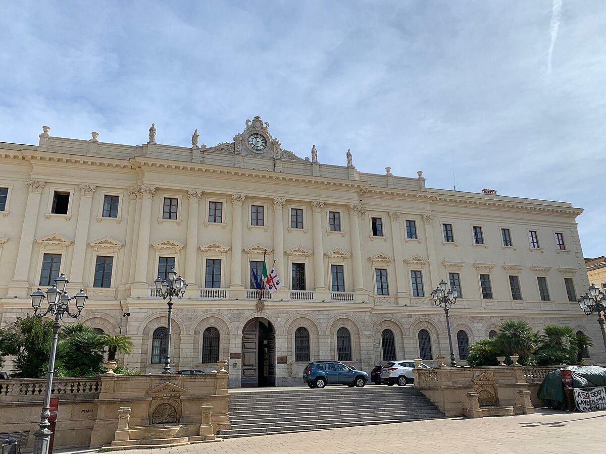 
	Il Palazzo della Provincia

