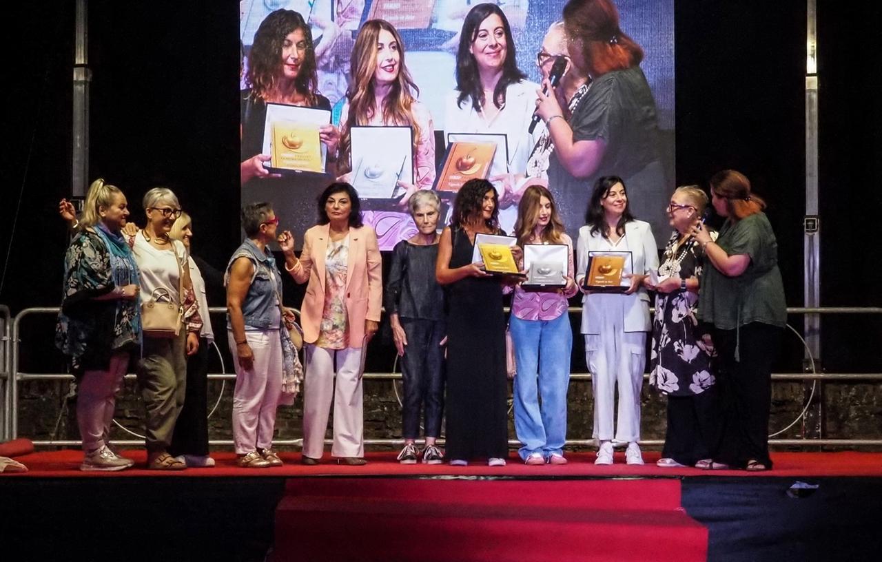 Il negozio di intimo di Bianca Benassati è la vetrina più artistica di Vignola