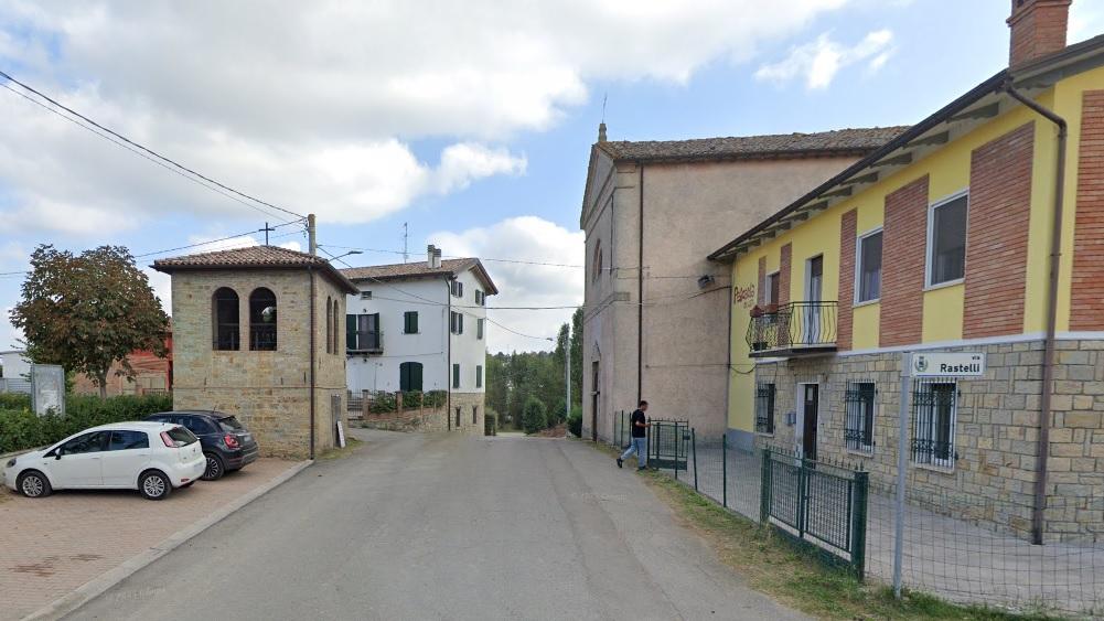 L'incidente a Pescarola nei pressi della chiesa