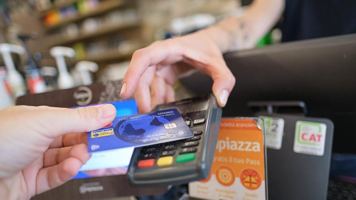 Cresce il pagamento Pos al bar: Modena nella top 10 italiana dello scontrino cashless per spese più basse