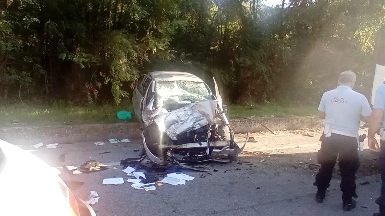 
	L'auto distrutta (foto Pietro Barghigiani)

