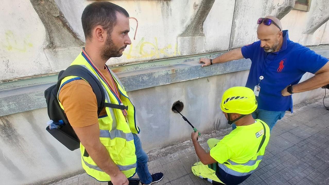 Perdita di gas a Sassari, chiusa al traffico via Oriani