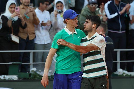 È sempre Sinner – Alcaraz: quando si gioca, orario e dove vedere la finale dello Us Open