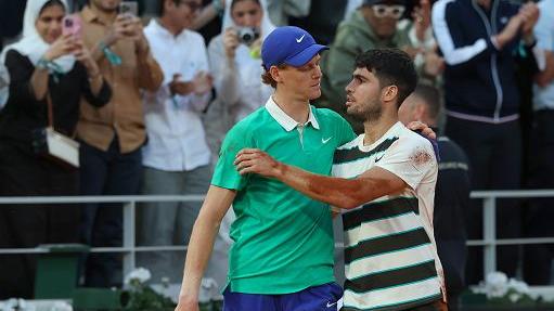 È sempre Sinner – Alcaraz: quando si gioca, orario e dove vedere la finale dello Us Open