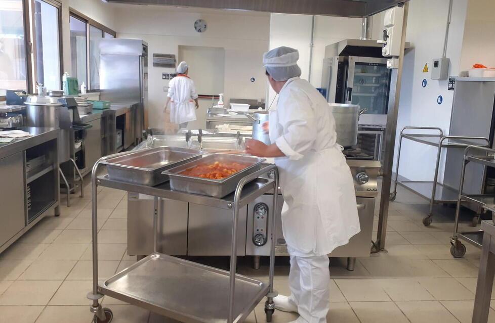 Pontedera, mensa scolastica solo dal 29 settembre: genitori sul piede di guerra<br>
