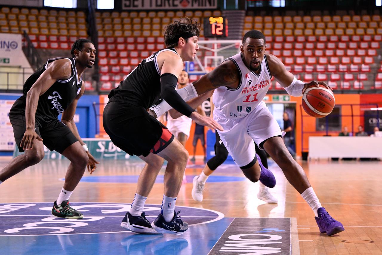 Pallacanestro Reggiana, nulla da fare per la Una Hotels: a Udine è Trapani a sorridere