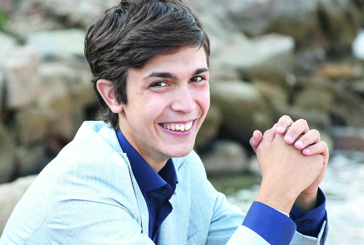 Matteo Porru: «La scrittura cura la solitudine e io volevo essere notato»