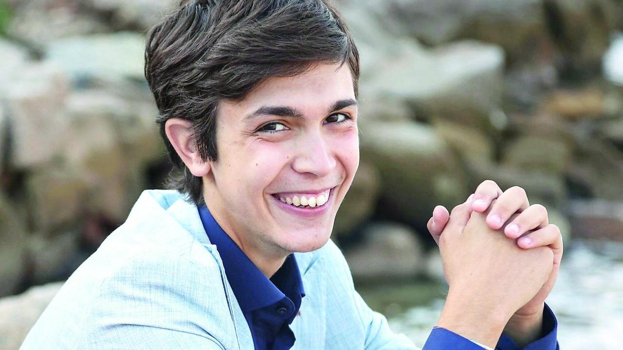 Matteo Porru: «La scrittura cura la solitudine e io volevo essere notato»