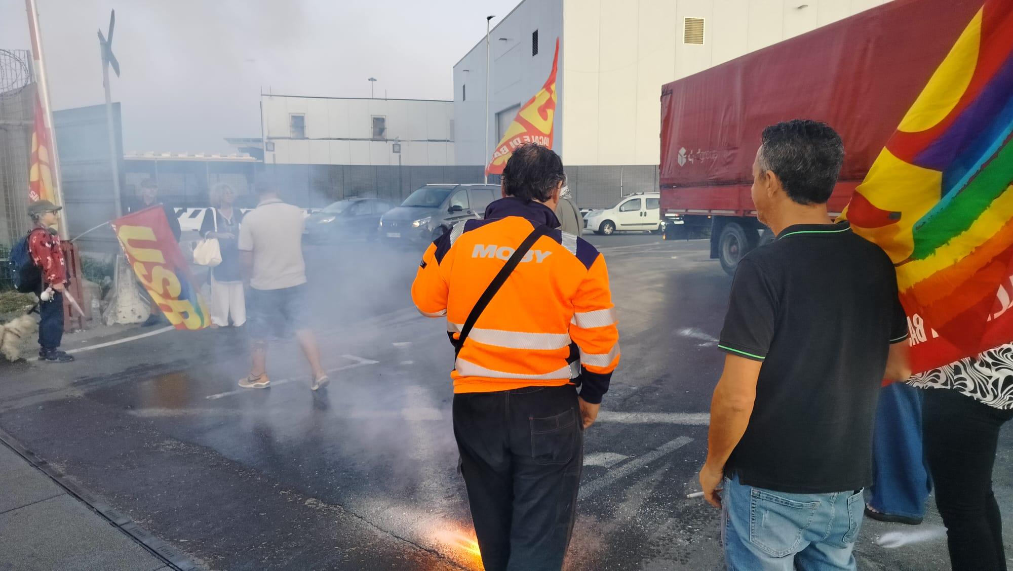 La protesta dei lavoratori Moby